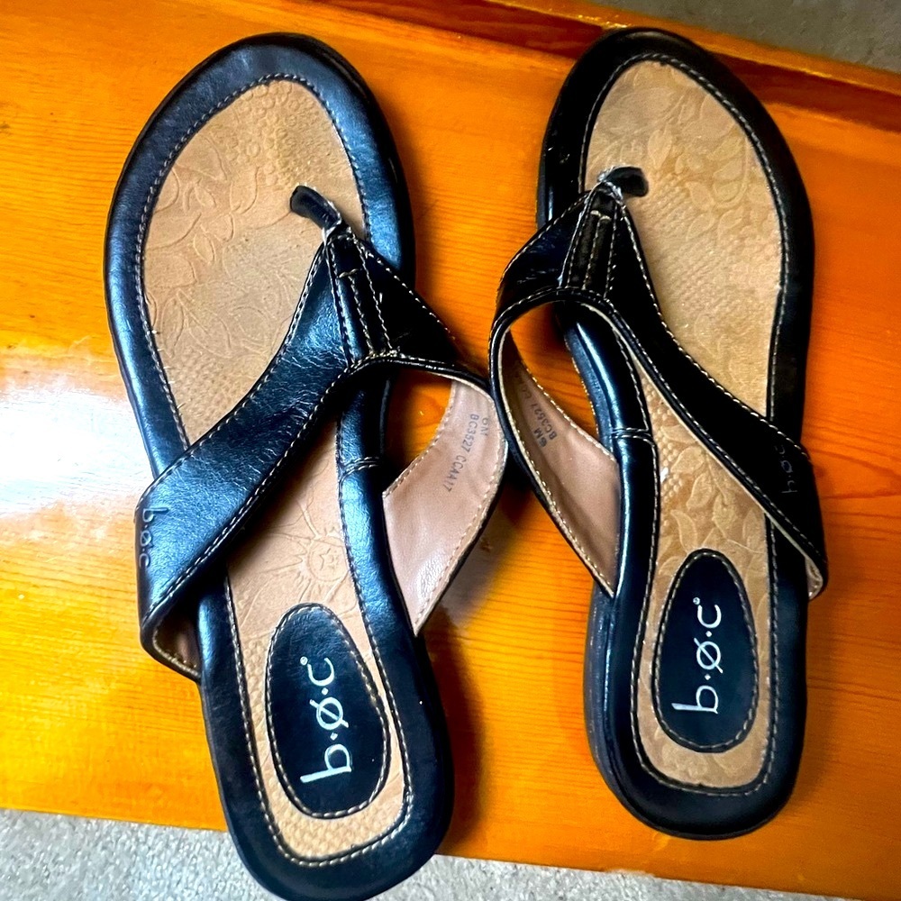 B.O.C Black Leather Toe Sandals